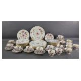 Crown Staffordshire 'Bird of Paradise' Dinnerware