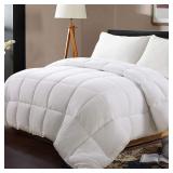 NEW $71 King Size Comforter NEW $71 King Size Comforter