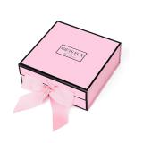 NEW (14.76x13") Pink Gift Box