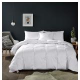 $70 Comforter (White Oversize King)110"*98"
