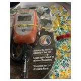 NEW Digital Soil Ph Meter And Ladies Garden Gloves