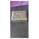 #1471 metal jewelry box