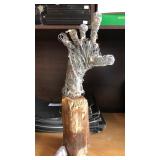 #62921 Cool hand sculpture