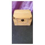 #1477 wooden box small