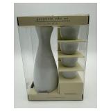 Porcelain Sake Set (Bottle + 4 Cups) (New)