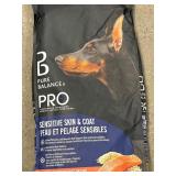 7 kg Pure Balance Sensitive Skin & Coat