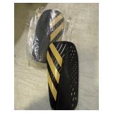 NEW $40 (L) adidas  Tiro Competition Shin Guards