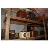 ANTIQUE RADIOS
