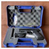 Smith & Wesson M&P, 9mm, w/ Orignal  Box,