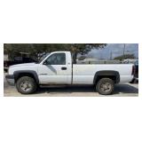 2004 Chevrolet 2500HD, V8, Auto