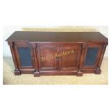 Entertainment center