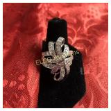 1ct. ribbon design Diamond ring