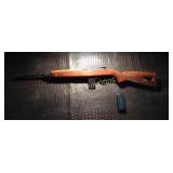 Universal M1 Carbine, .30, 2 magazines, #218620