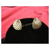 Set of shell design earrings, Sterling Silver