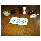 Mini cast shakers: hour glass, feed scoops, teapot
