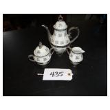 Japan creamer/sugar/pitcher set