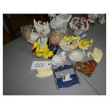 Assorted swan planters and figures