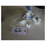 Miniature swan figurines