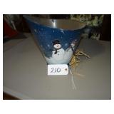 Snowman tin coal bucket dï¿½cor