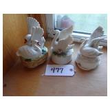3 ceramic swan music boxes
