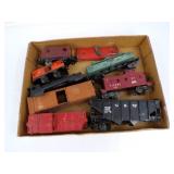 Misc tray of damaged train cars