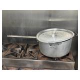 Large Sauce Pot w. Lid