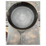 Antique 10 1/2 inch cast iron skillet