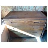 3 Drawer Dresser Solid Wood Needs Cleaning 30x40