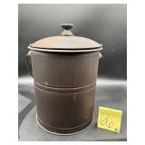Metal can with lid