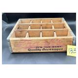 Vintage Frank's Quality Beverages wooden crate ..
