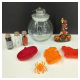 Vtg Libbey Glass Jack-O-Lantern - Cookie Cutters +