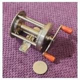 Vtg Unbranded Baitcasting Reel