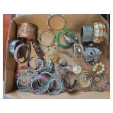 COSTUME JEWELRY BRACELETS