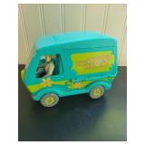 VINTAGE SCOOBY DOO BUS WITH FIGURES