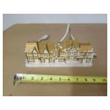SURGE PROTECTOR CHRISTMAS CORD HIDER SURGE PROTECTOR CHRISTMAS CORD HIDER