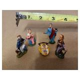 LEAD MINITAURE NATIVITY PIECES APPROX 1' TALL LEAD MINITAURE NATIVITY PIECES APPROX 1' TALL