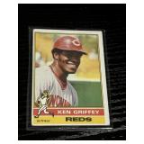 1975 Topps Ken Griffey Reds #128