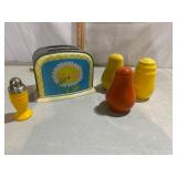 Toaster & S/P Shakers