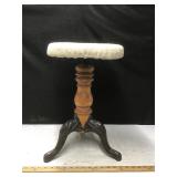 Vtg Piano Stool Cast Legs