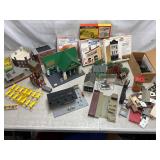 HO Scale Buildings & Accessories