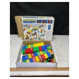 Vtg Domino Rally Builders, unknown if complete