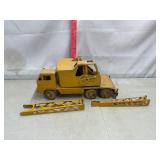 Nylint Crane Metal Needs Some Repair