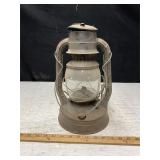 Vtg Dietz No. 2 D-Lite Lantern, 13.5ï¿½ tall