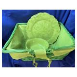 Better Homes and Gardens Basket with 5 plastic