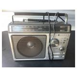 Vintage GE AM/FM Radio