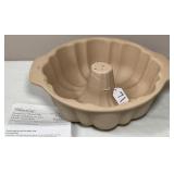 Pampered Chef Stoneware Fluted Pan