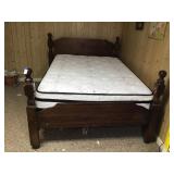 Vtg Wooden Full Size Bed