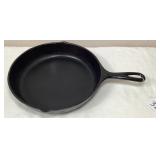 Antique Cast Iron 8 Skillet w/ Gate Mark