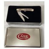 Case XXL #7254SS Curly Maple Trapper Knife in Tin