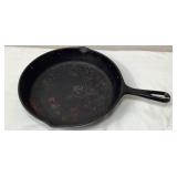 3 Notch Lodge Cast Iron Skillet #7